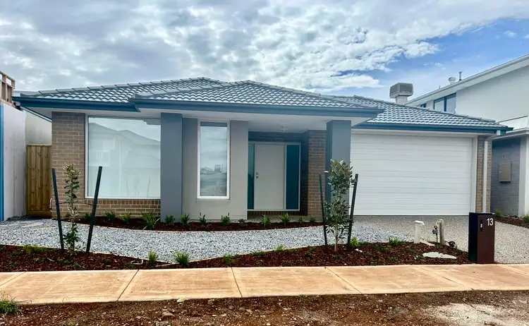 13 Arabian Avenue, Aintree VIC 3336