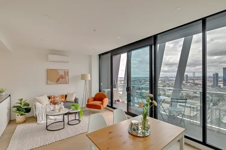 2305/89 Gladstone Street, South Melbourne VIC 3205