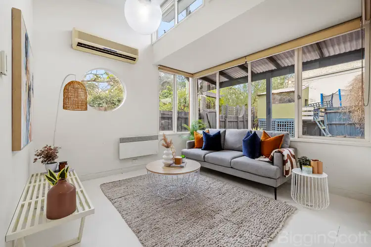 52 Dickens Street, Elwood VIC 3184