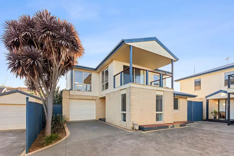 2/40 Geelong Road, Torquay VIC 3228