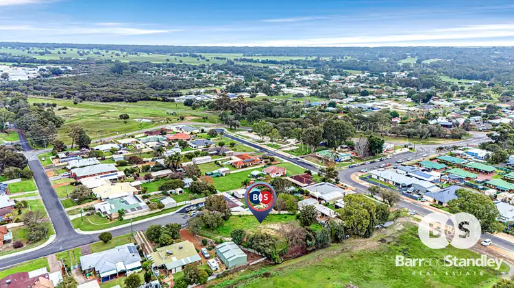 15 Upson Road, Capel WA 6271
