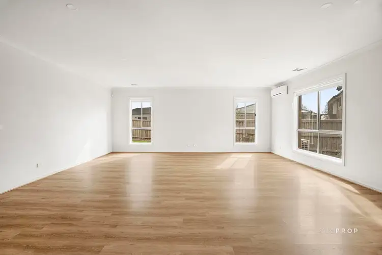 Sixth view of Homely house listing, 10 Radisson Crescent, Werribee VIC 3030