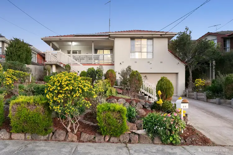 24 Robinson Grove, Bulleen VIC 3105