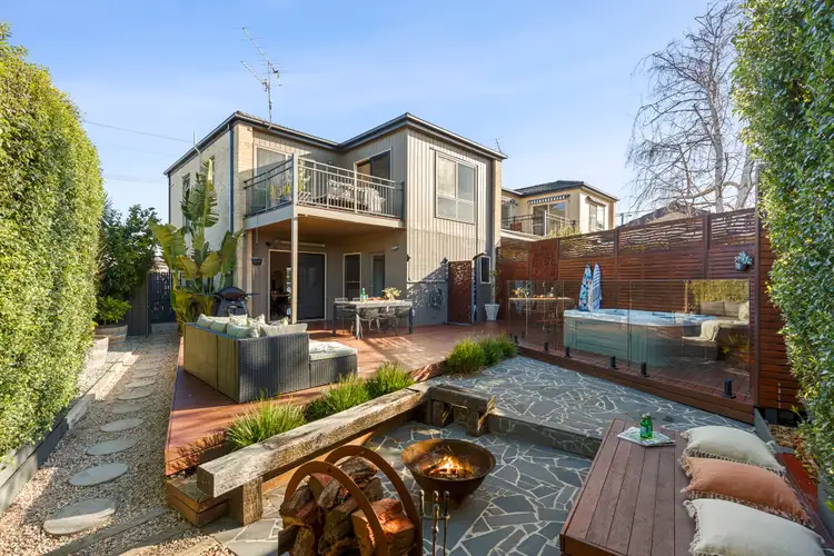 2/8 Delview Drive, Jan Juc VIC 3228