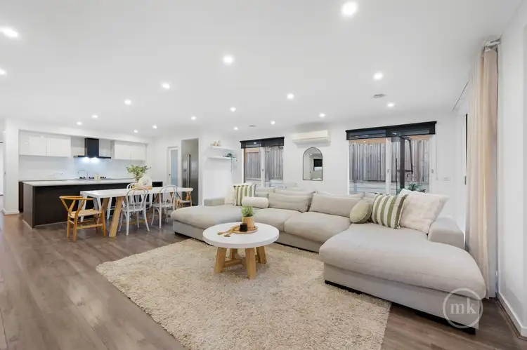 27 Bluejay Road, Doreen VIC 3754