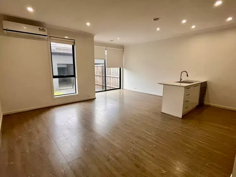 94 Flatbush Avenue, Point Cook VIC 3030