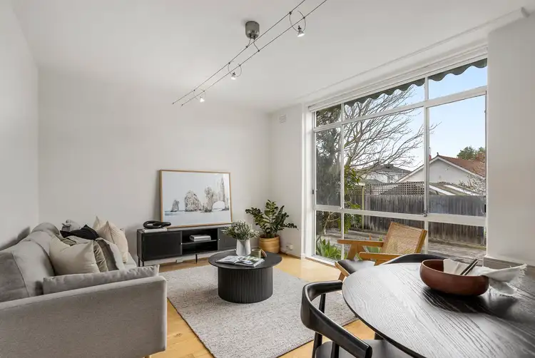 3/2 Flowers Street, Caulfield South VIC 3162