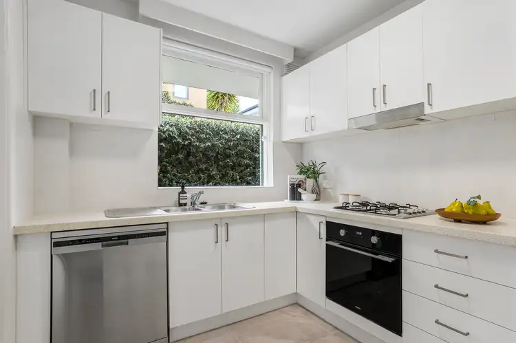 Fourth view of Homely apartment listing, 3/2 Flowers Street, Caulfield South VIC 3162