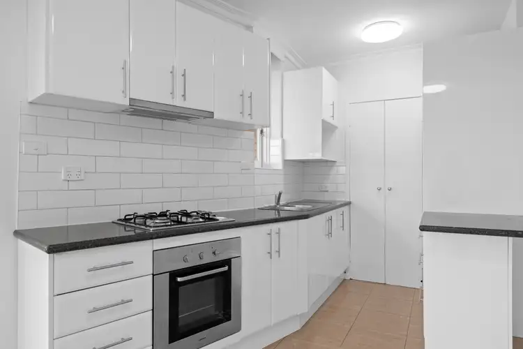 Fourth view of Homely apartment listing, 21/21 Bruce Street, Toorak VIC 3142