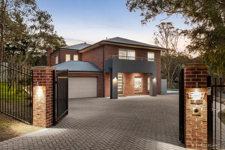 15-17 Vincent Road, Park Orchards VIC 3114