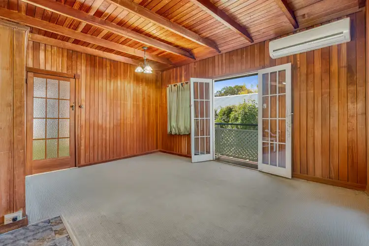 99 Sir Fred Schonell Drive, St Lucia QLD 4067