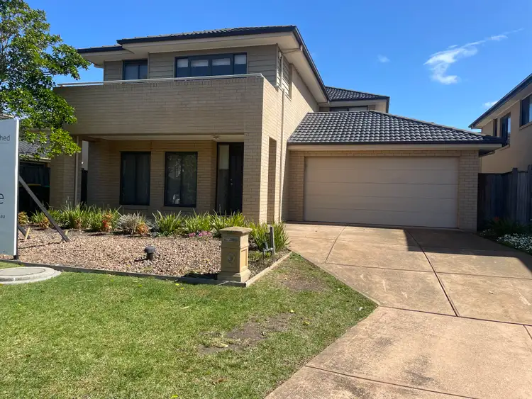 3 Seafarer Way, Sanctuary Lakes VIC 3030