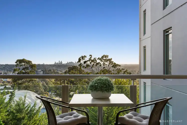 4006/2 Sovereign Point Court, Doncaster VIC 3108