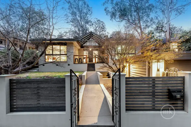 11 Valley Road, Research VIC 3095