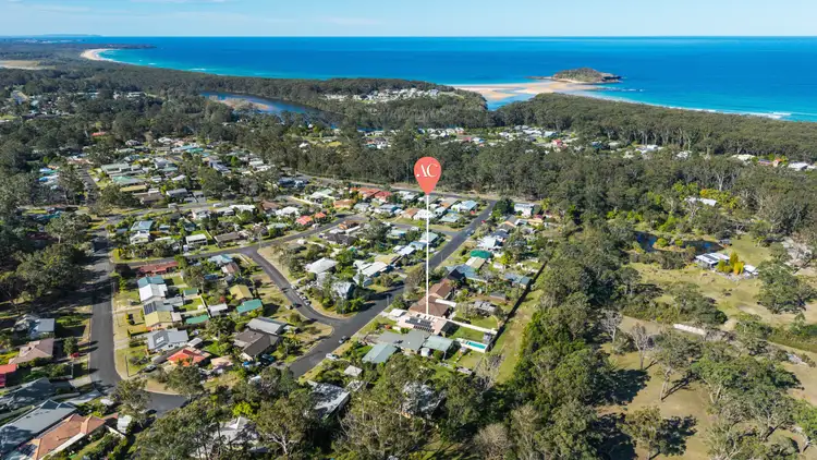 25 Lyra Drive, Lake Tabourie NSW 2539