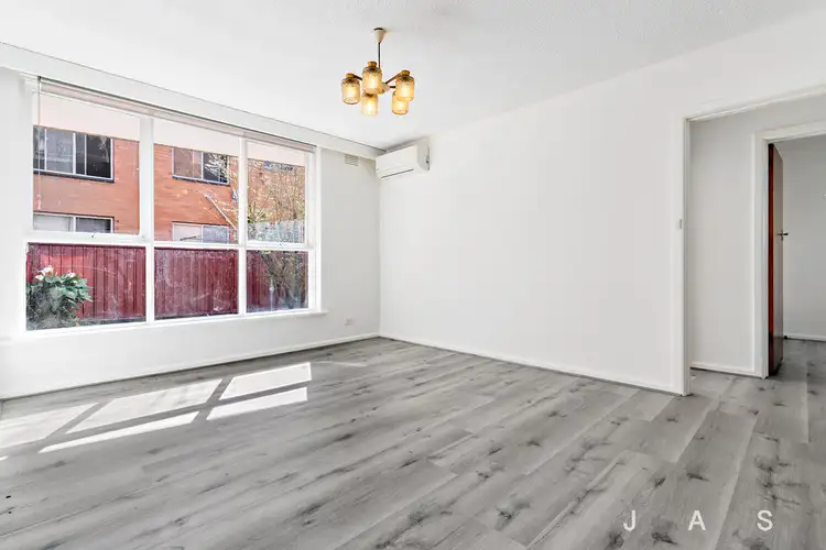 8/17 Gordon Street, Footscray VIC 3011