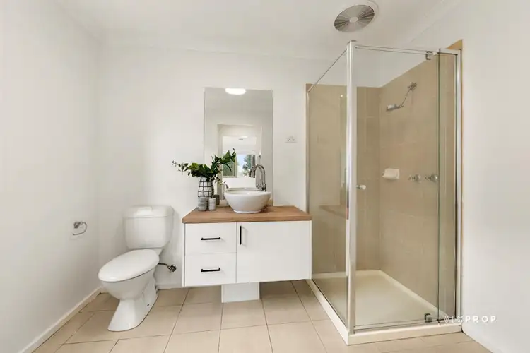 Sixth view of Homely house listing, 33 Levenia Street, St Albans VIC 3021