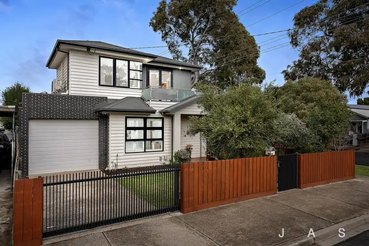 39 Kingston Street