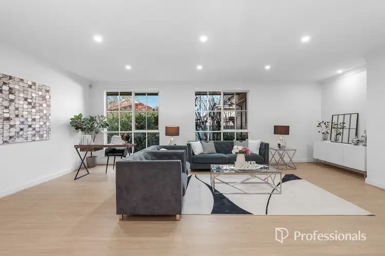 Fourth view of Homely house listing, 5 Duckmanton Court, Bentleigh East VIC 3165