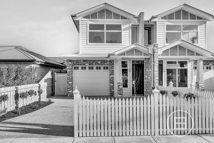 9a Pearcey Grove, Pascoe Vale VIC 3044