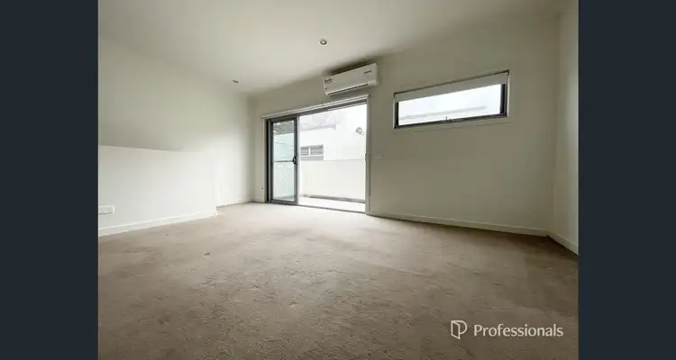 10/6-8 Jean Street, Cheltenham VIC 3192