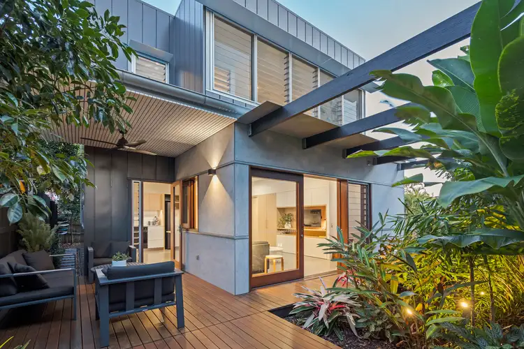 22B Fourteenth Avenue, Palm Beach QLD 4221