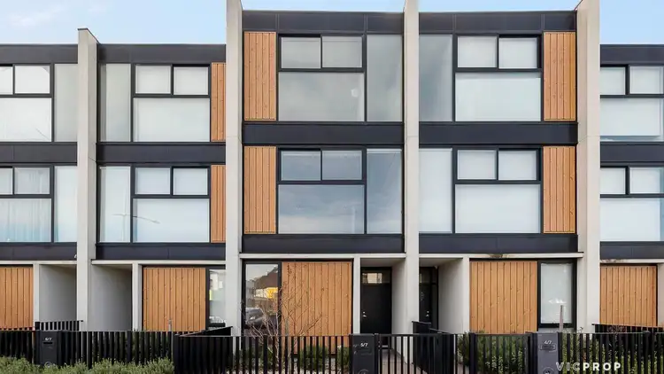 5/7 Hornsby Street, Dandenong VIC 3175