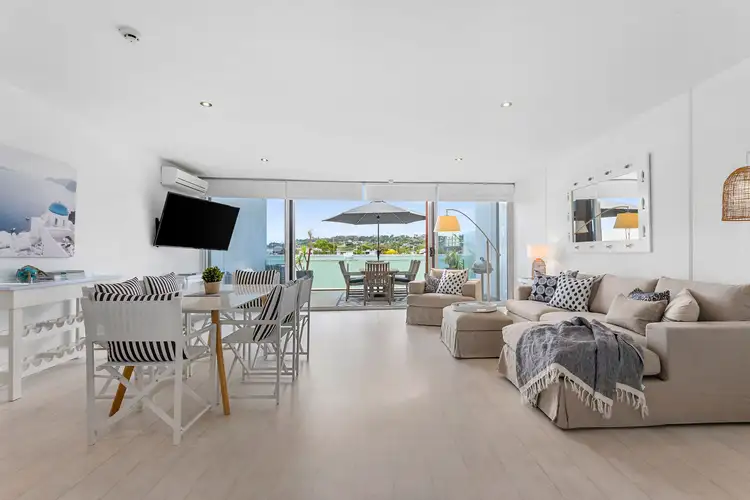 Fifth view of Homely apartment listing, 8/9 Blake Street, Mornington VIC 3931