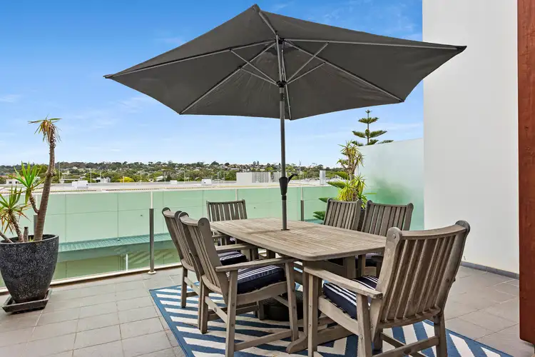 Sixth view of Homely apartment listing, 8/9 Blake Street, Mornington VIC 3931