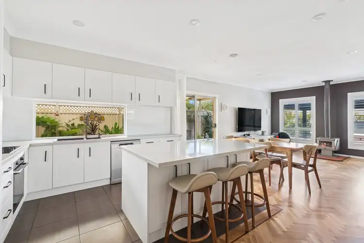 Fifth view of Homely house listing, 29 Ranmore Grove, Caroline Springs VIC 3023