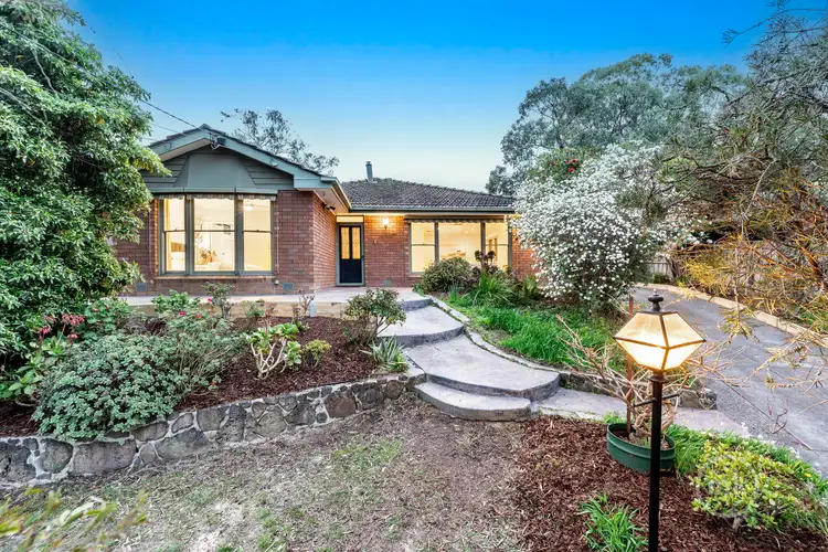 10 Kylie Place, Montmorency VIC 3094