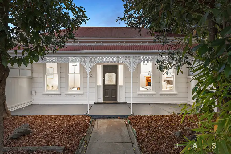 215 Buckley Street, Seddon VIC 3011