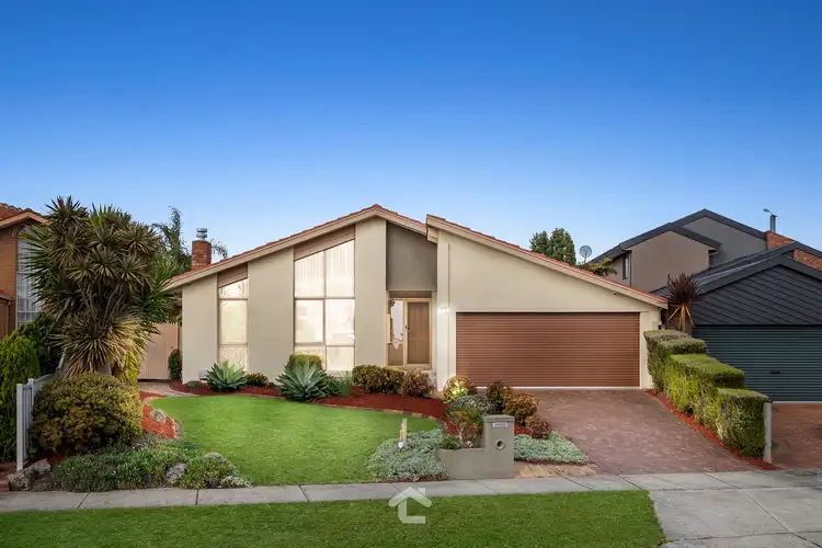 4 Fromelles Court, Wantirna South VIC 3152