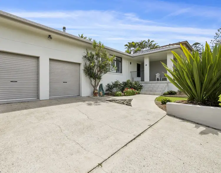 Fifth view of Homely house listing, 17 Canomie Street, Sapphire Beach NSW 2450
