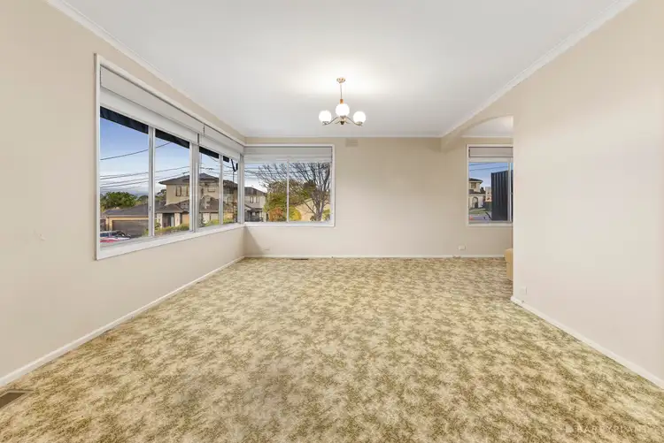 Fifth view of Homely house listing, 8 Dove Court, Templestowe Lower VIC 3107