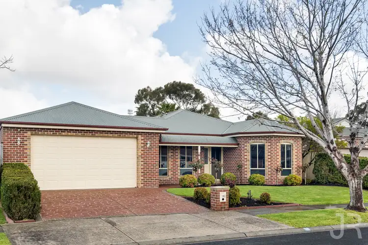 18 Sanctuary Way, Beaconsfield VIC 3807