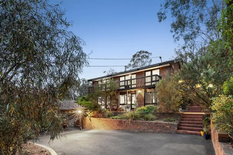 22 Orchard Avenue, Eltham North VIC 3095