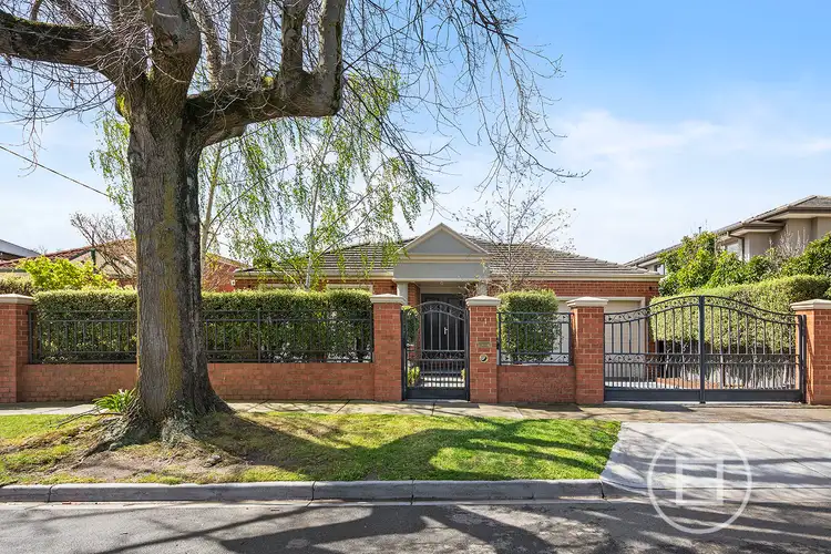 11 Winifred Crescent, Glen Iris VIC 3146