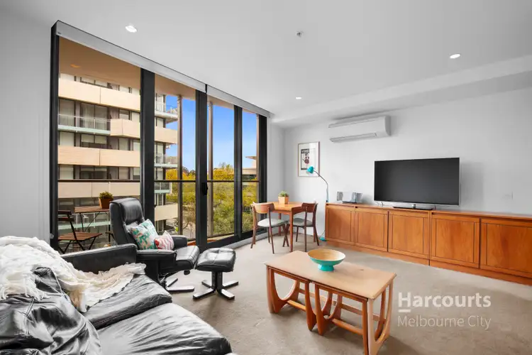 1 Acacia Place