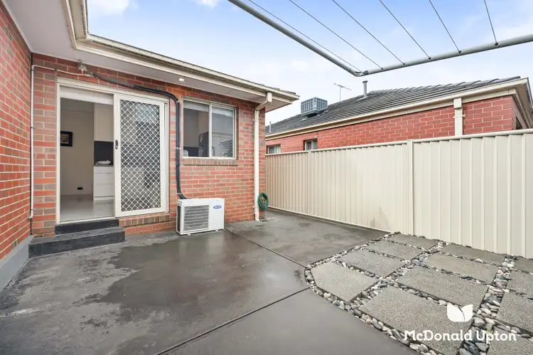 Sixth view of Homely house listing, 1 Giuliano Court, Keilor East VIC 3033
