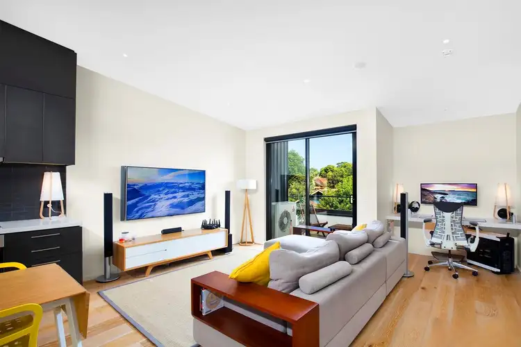 202/23 Maverston Street, Glen Iris VIC 3146