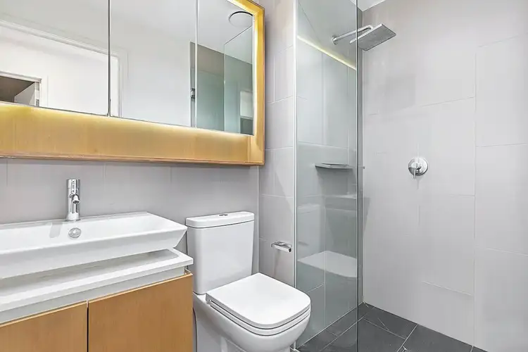 Fourth view of Homely apartment listing, 203/25 Clifton Street, Prahran VIC 3181