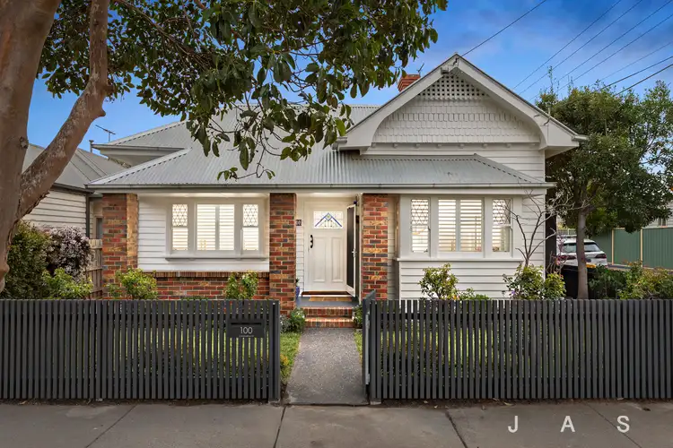 100 Coronation Street, Kingsville VIC 3012