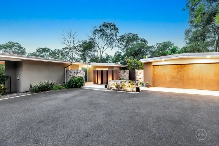 12 Fitzsimons Lane, Eltham VIC 3095