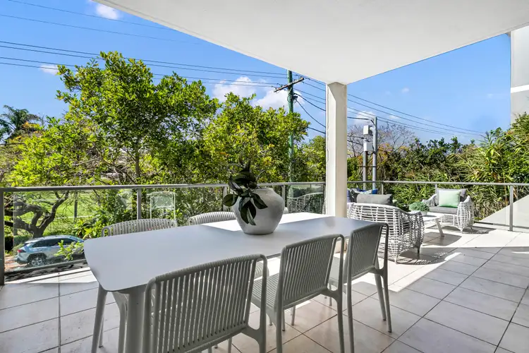 2/23 Indooroopilly Road, Taringa QLD 4068