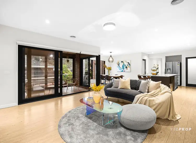 Fourth view of Homely house listing, 2 Kent Close, Blackburn North VIC 3130