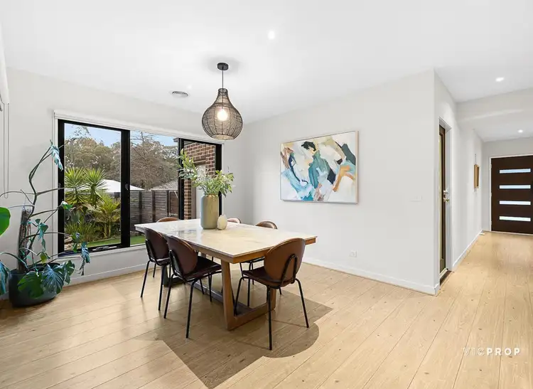 Sixth view of Homely house listing, 2 Kent Close, Blackburn North VIC 3130