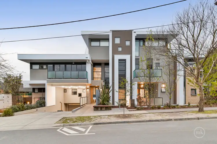 2/51 Talford Street, Doncaster East VIC 3109