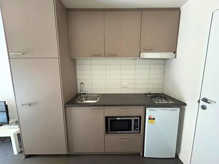 Fourth view of Homely apartment listing, 7/589-591 Glenferrie Road, Hawthorn VIC 3122