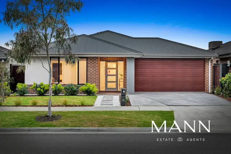 33 Faculty Avenue, Donnybrook VIC 3064